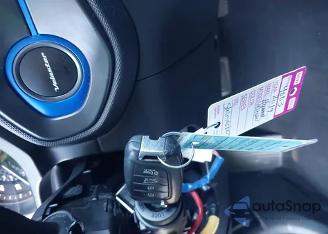 2019 Hyundai Veloster 2.0 z USA, uszkodzony, nr VIN KMHTG6AF7KU017688